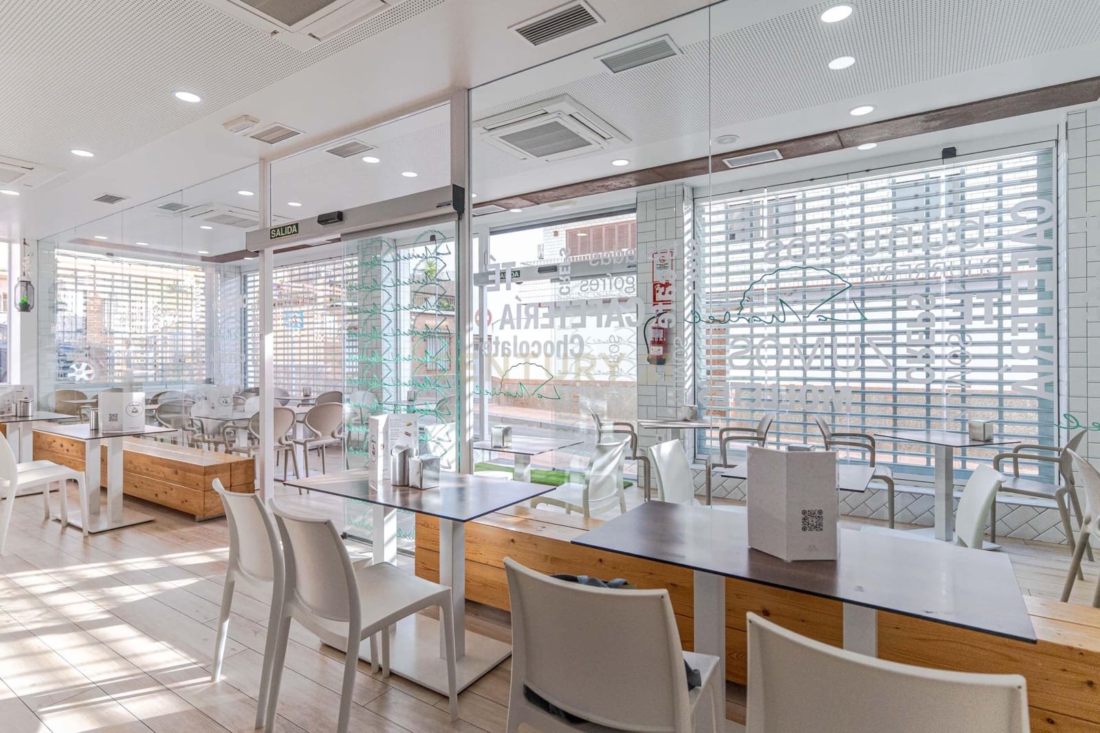 Kommersiell til salgs i Motril - € 220 000 (Ref: 9486486)