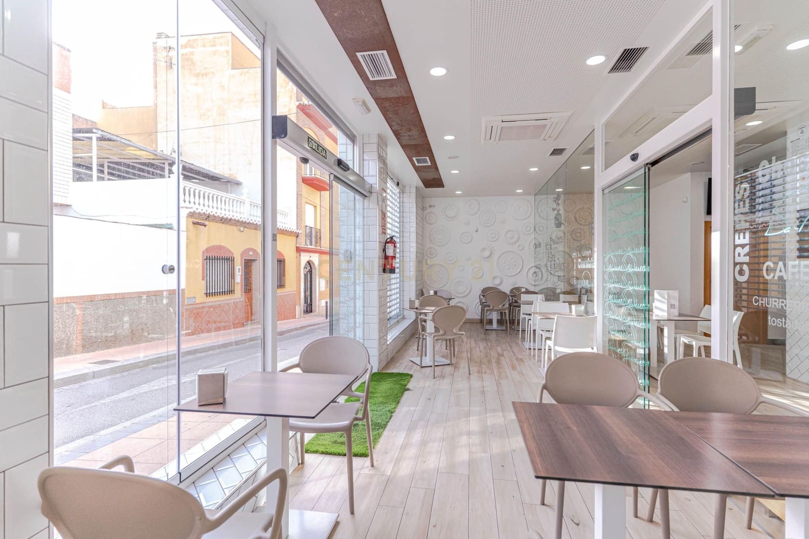 Kommersiell til salgs i Motril - € 220 000 (Ref: 9486486)