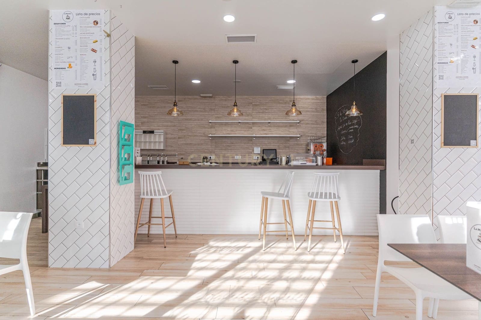 Kommersiell til salgs i Motril - € 220 000 (Ref: 9486486)