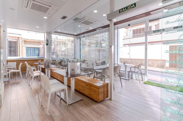 Commercieel te koop in Motril - € 220.000 (Ref: 9486486)