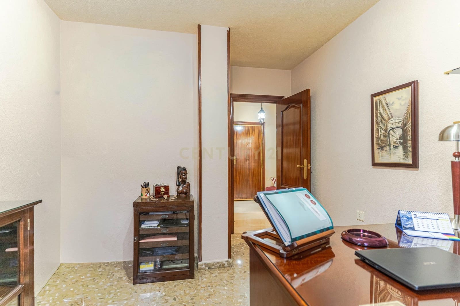 4 soveværelse Lejlighed til salg i Granada by med swimmingpool - € 375.000 (Ref: 9487155)