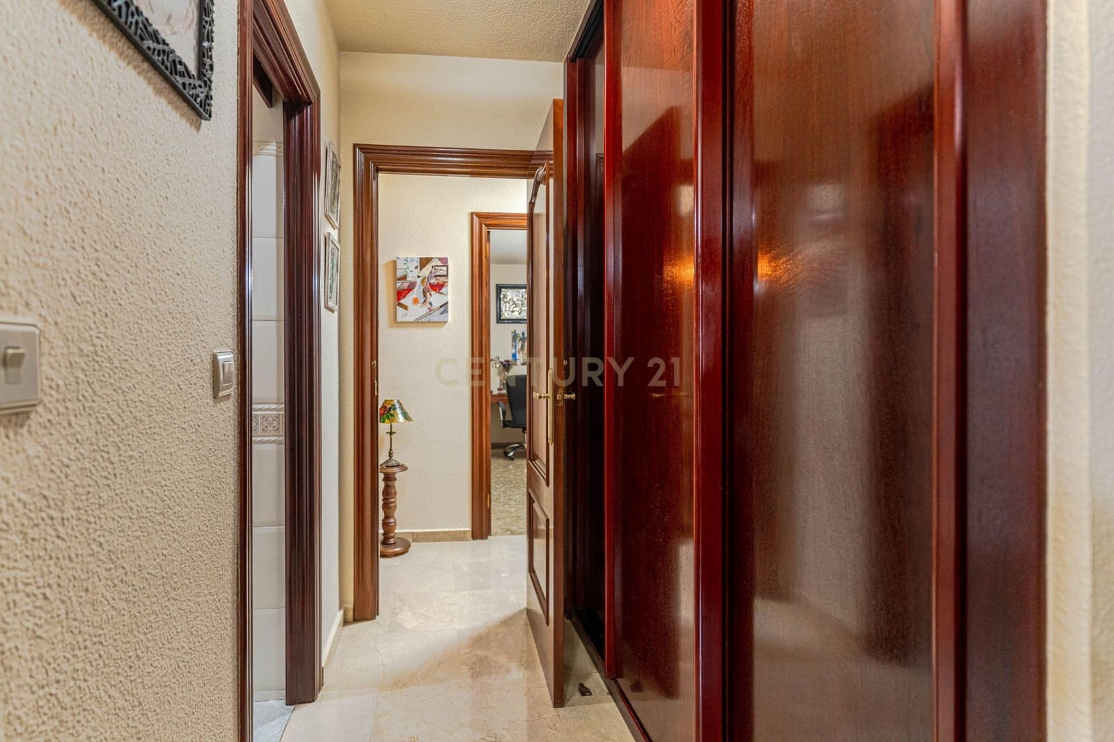 4 soveværelse Lejlighed til salg i Granada by med swimmingpool - € 375.000 (Ref: 9487155)