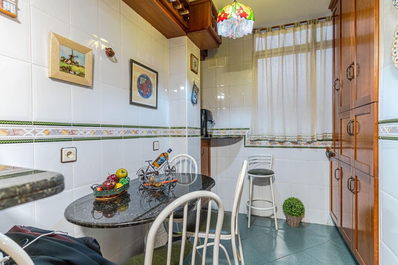 4 soveværelse Lejlighed til salg i Granada by med swimmingpool - € 375.000 (Ref: 9487155)