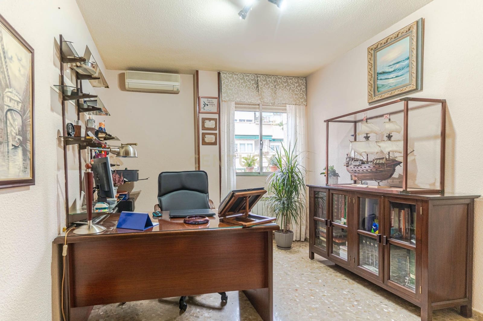 4 soveværelse Lejlighed til salg i Granada by med swimmingpool - € 375.000 (Ref: 9487155)