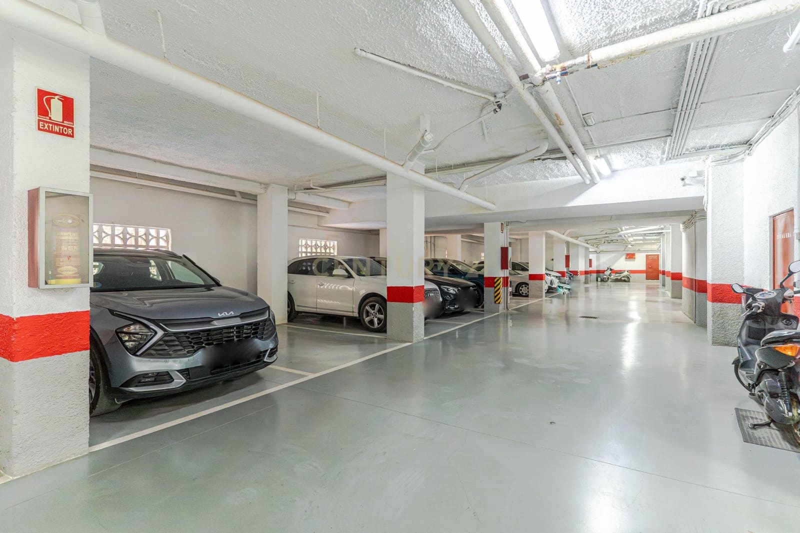 4 soveværelse Lejlighed til salg i Granada by med swimmingpool - € 375.000 (Ref: 9487155)