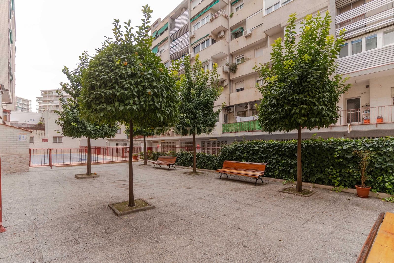 4 soveværelse Lejlighed til salg i Granada by med swimmingpool - € 375.000 (Ref: 9487155)