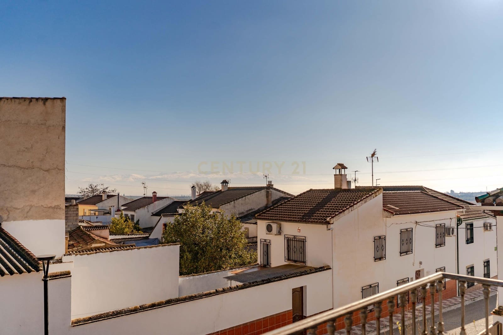 Chalet de 5 habitaciones en Illora en venta con piscina garaje - 260.000 € (Ref: 9487156)