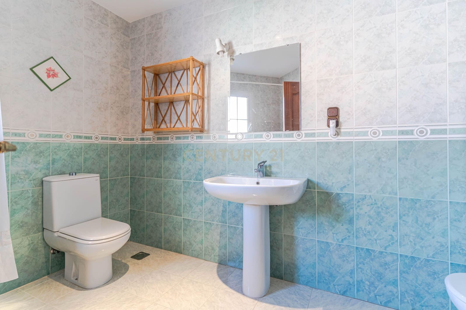 Chalet de 5 habitaciones en Illora en venta con piscina garaje - 260.000 € (Ref: 9487156)