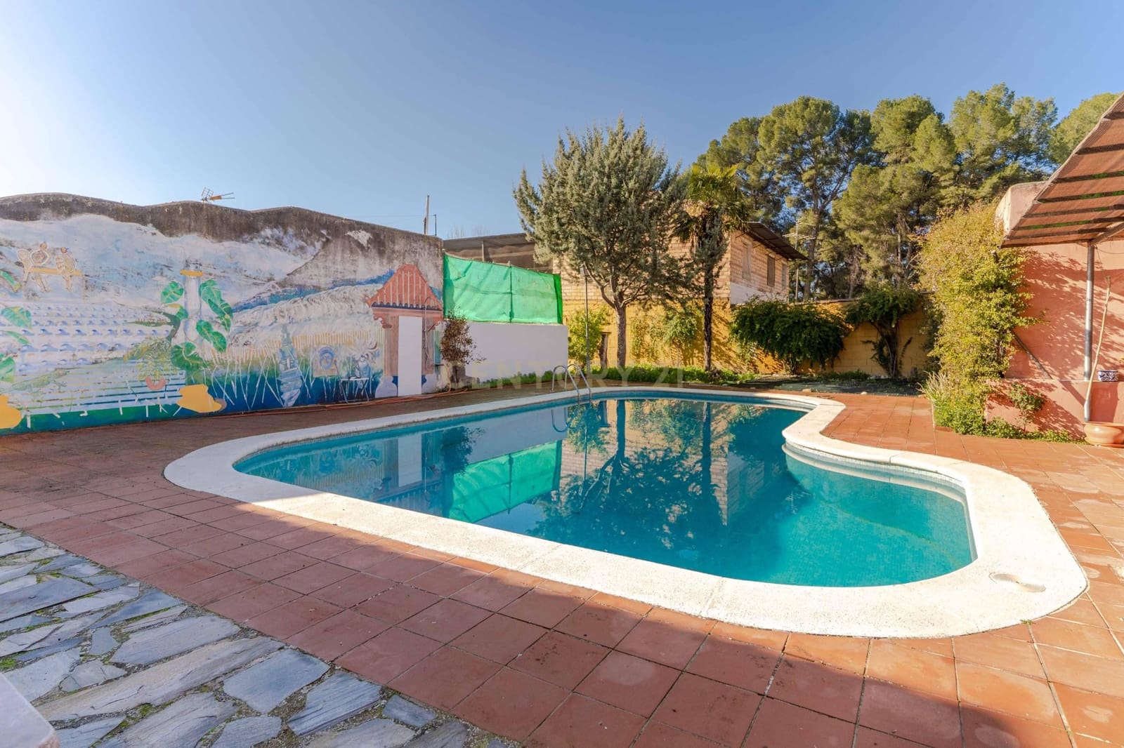 Chalet de 5 habitaciones en Illora en venta con piscina garaje - 260.000 € (Ref: 9487156)