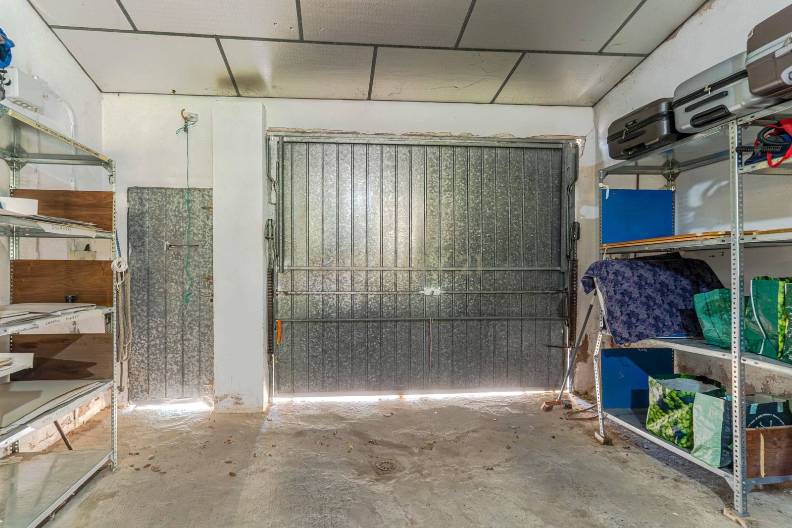 Chalet de 5 habitaciones en Illora en venta con piscina garaje - 260.000 € (Ref: 9487156)