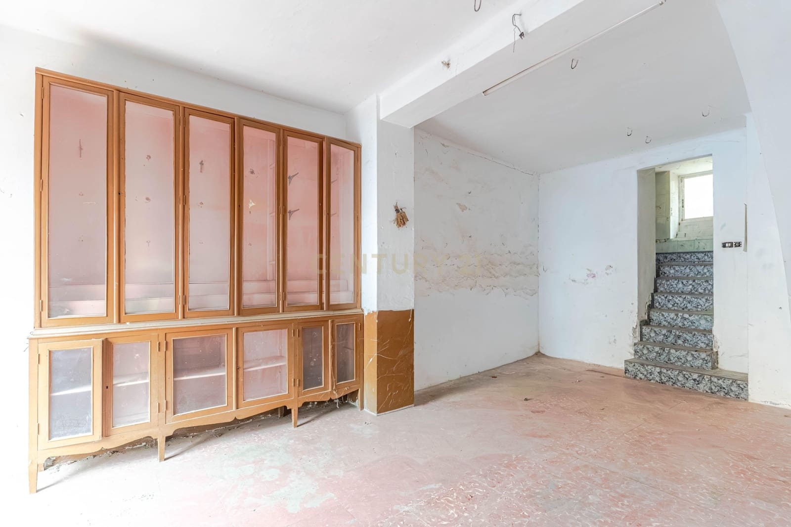 Casa de 3 habitaciones en Vélez de Benaudalla en venta - 75.000 € (Ref: 9495575)