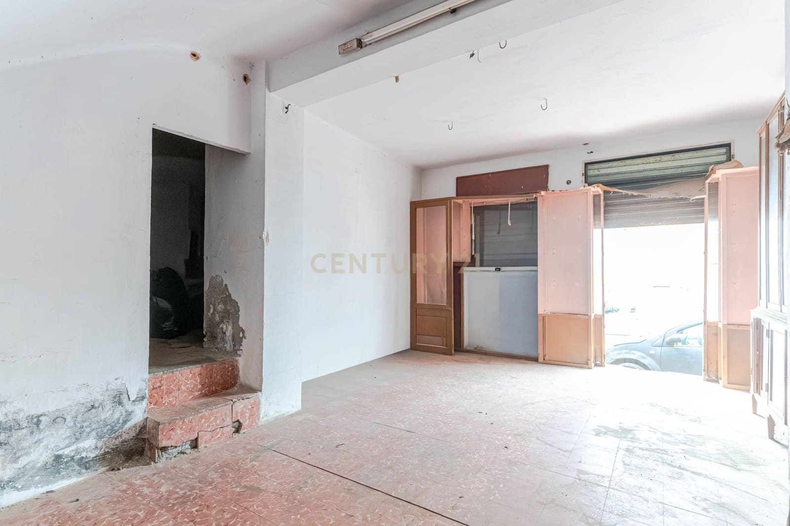 Casa de 3 habitaciones en Vélez de Benaudalla en venta - 75.000 € (Ref: 9495575)