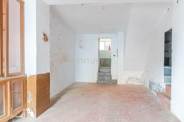 Casa de 3 habitaciones en Vélez de Benaudalla en venta - 75.000 € (Ref: 9495575)