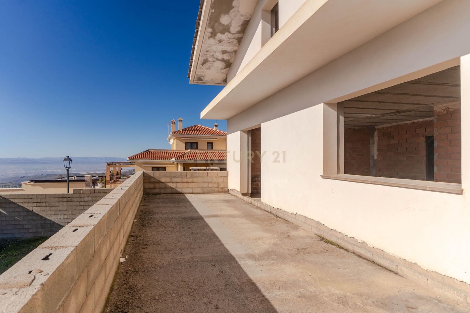 Villa/Maison à vendre à Alfacar - 199 900 € (Ref: 9495576)