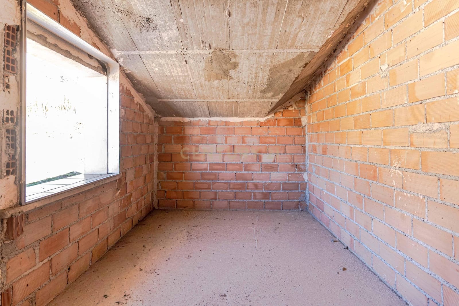 Villa/Maison à vendre à Alfacar - 199 900 € (Ref: 9495576)