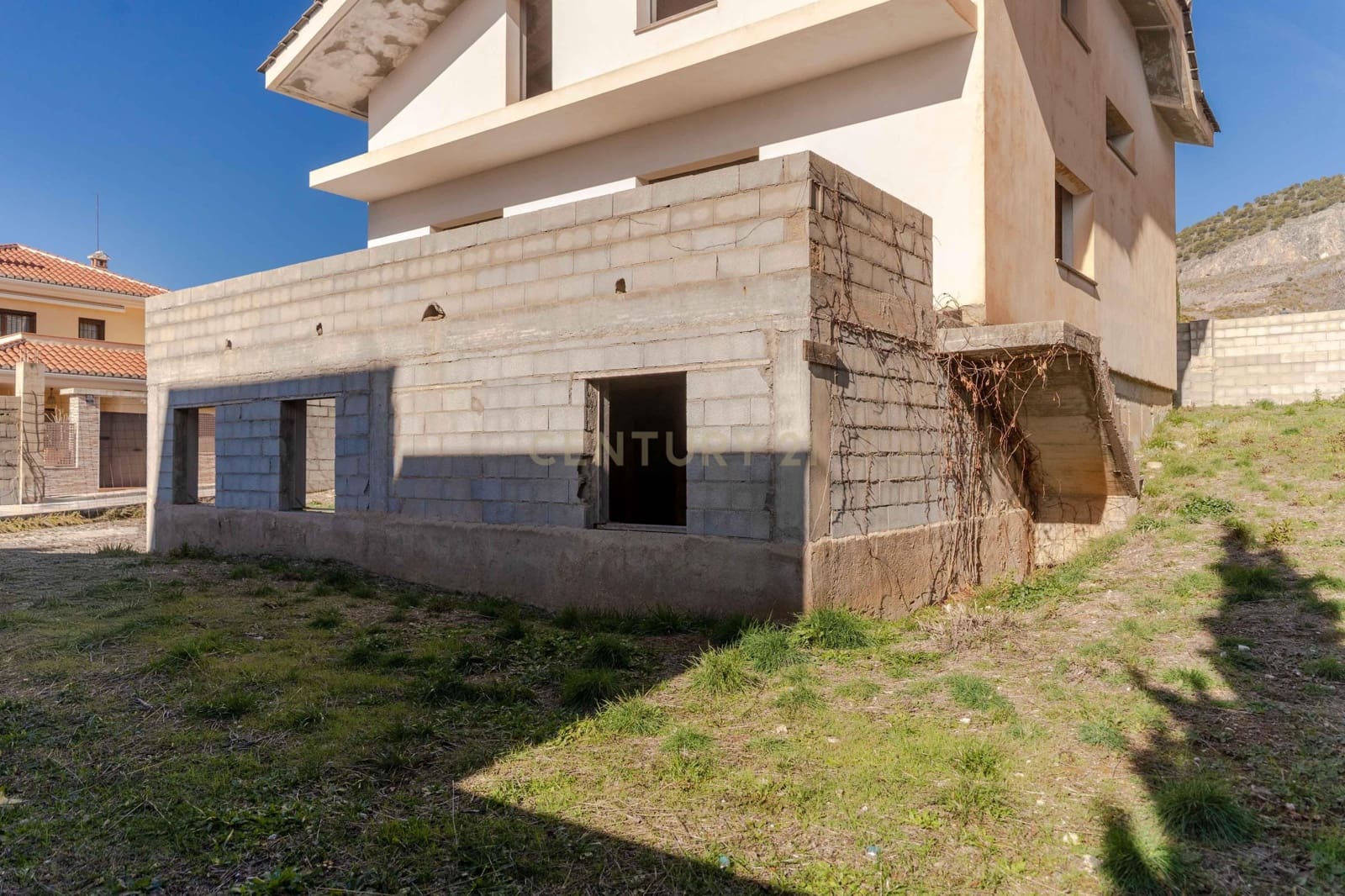 Villa/Maison à vendre à Alfacar - 199 900 € (Ref: 9495576)