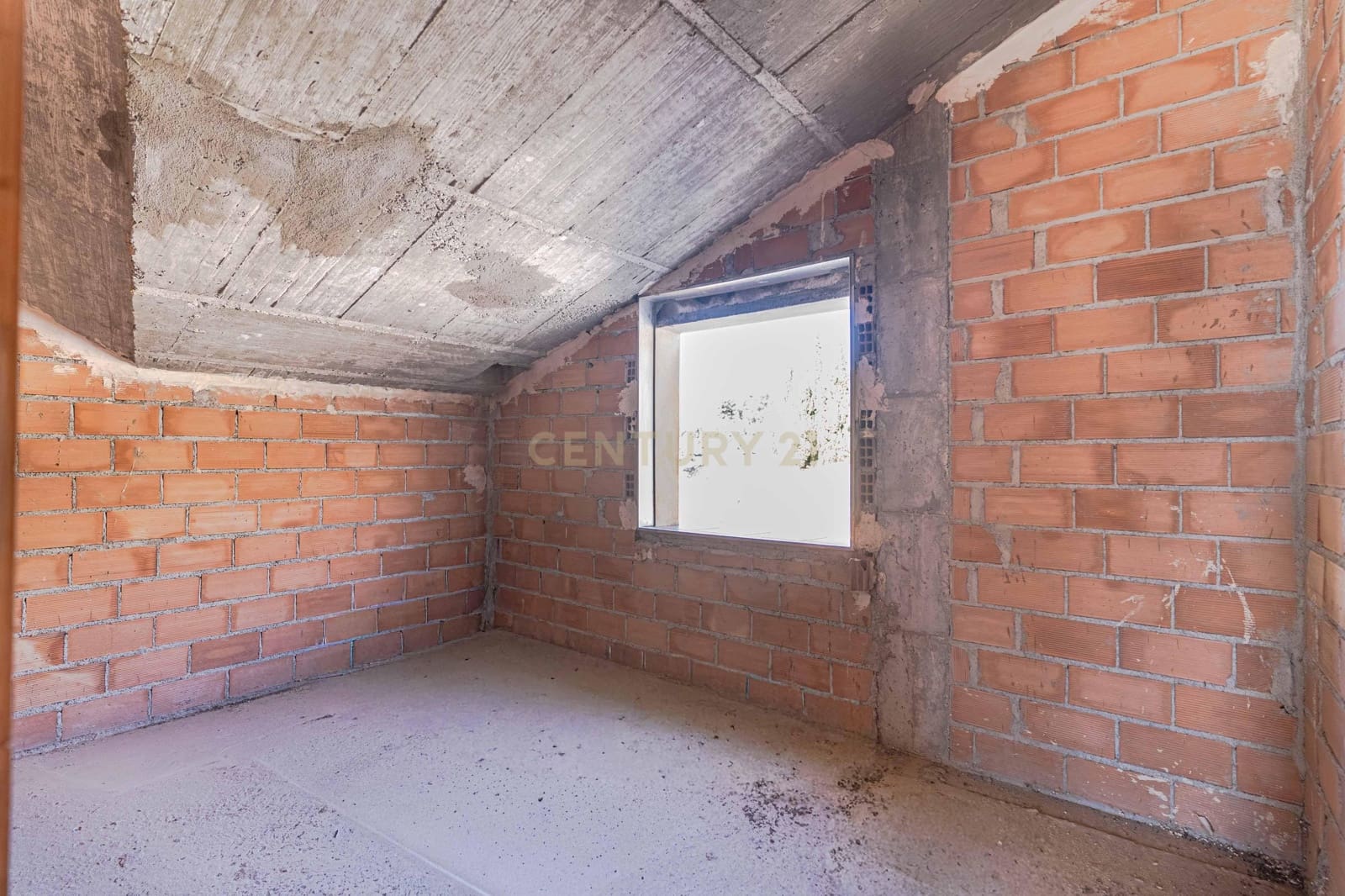 Villa/Maison à vendre à Alfacar - 199 900 € (Ref: 9495576)