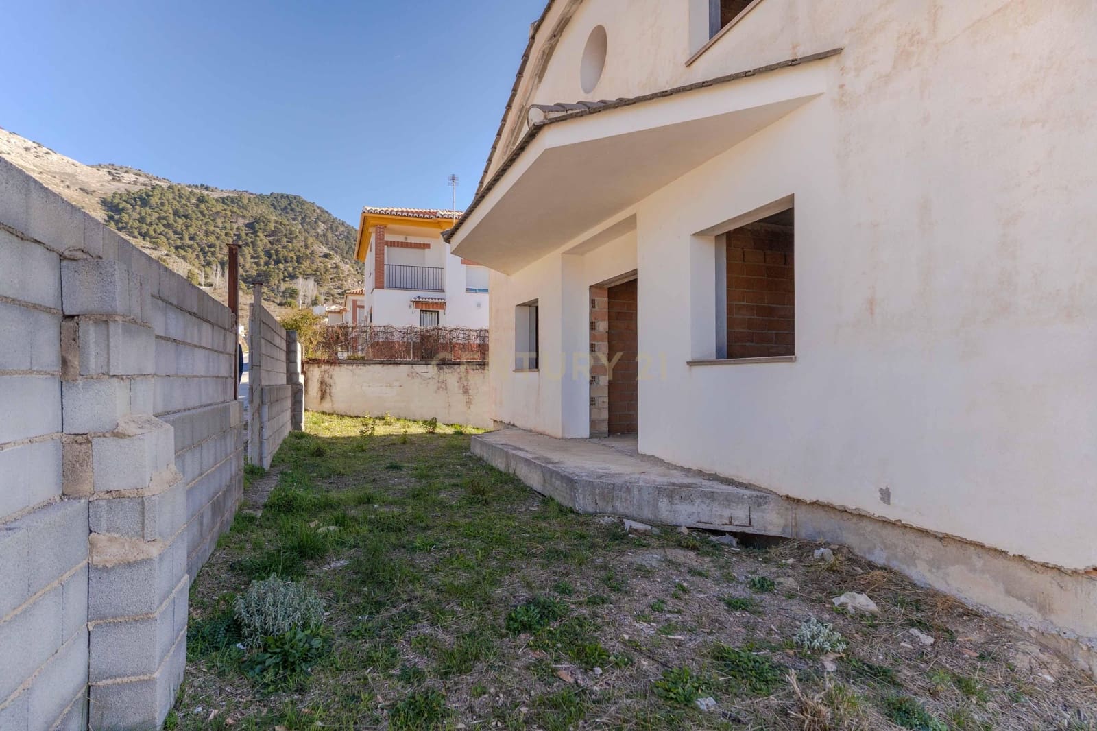 Villa/Maison à vendre à Alfacar - 199 900 € (Ref: 9495576)