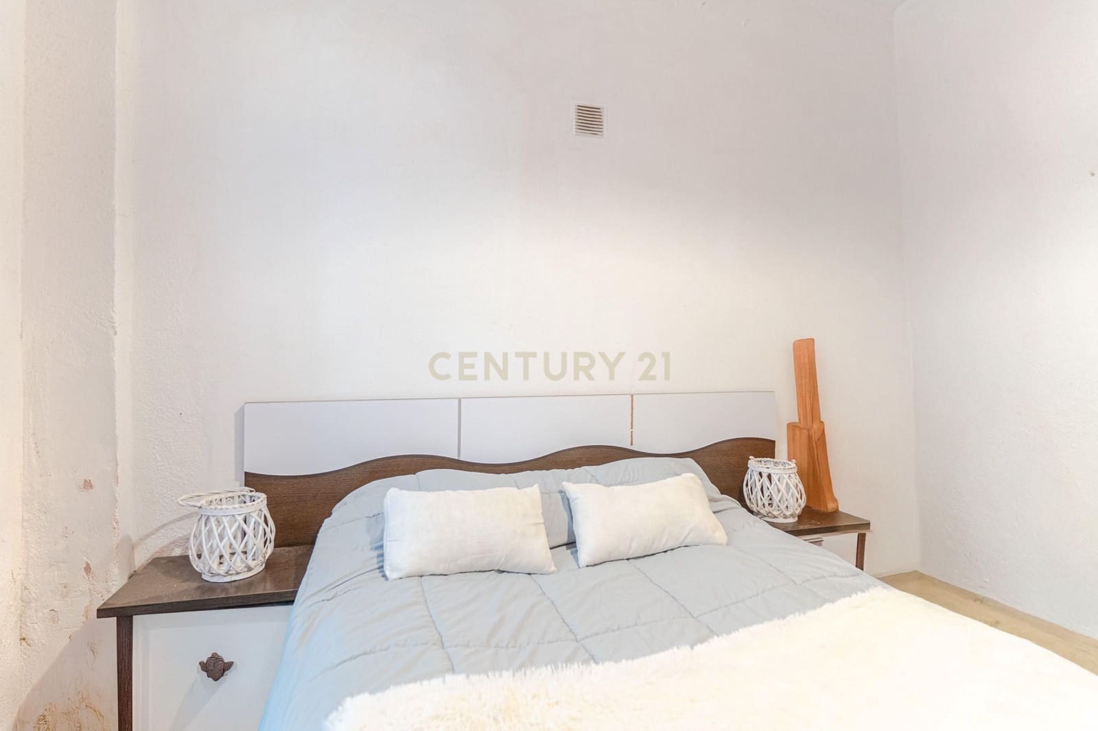 Commercial for sale in Salobrena - € 119,000 (Ref: 9500397)