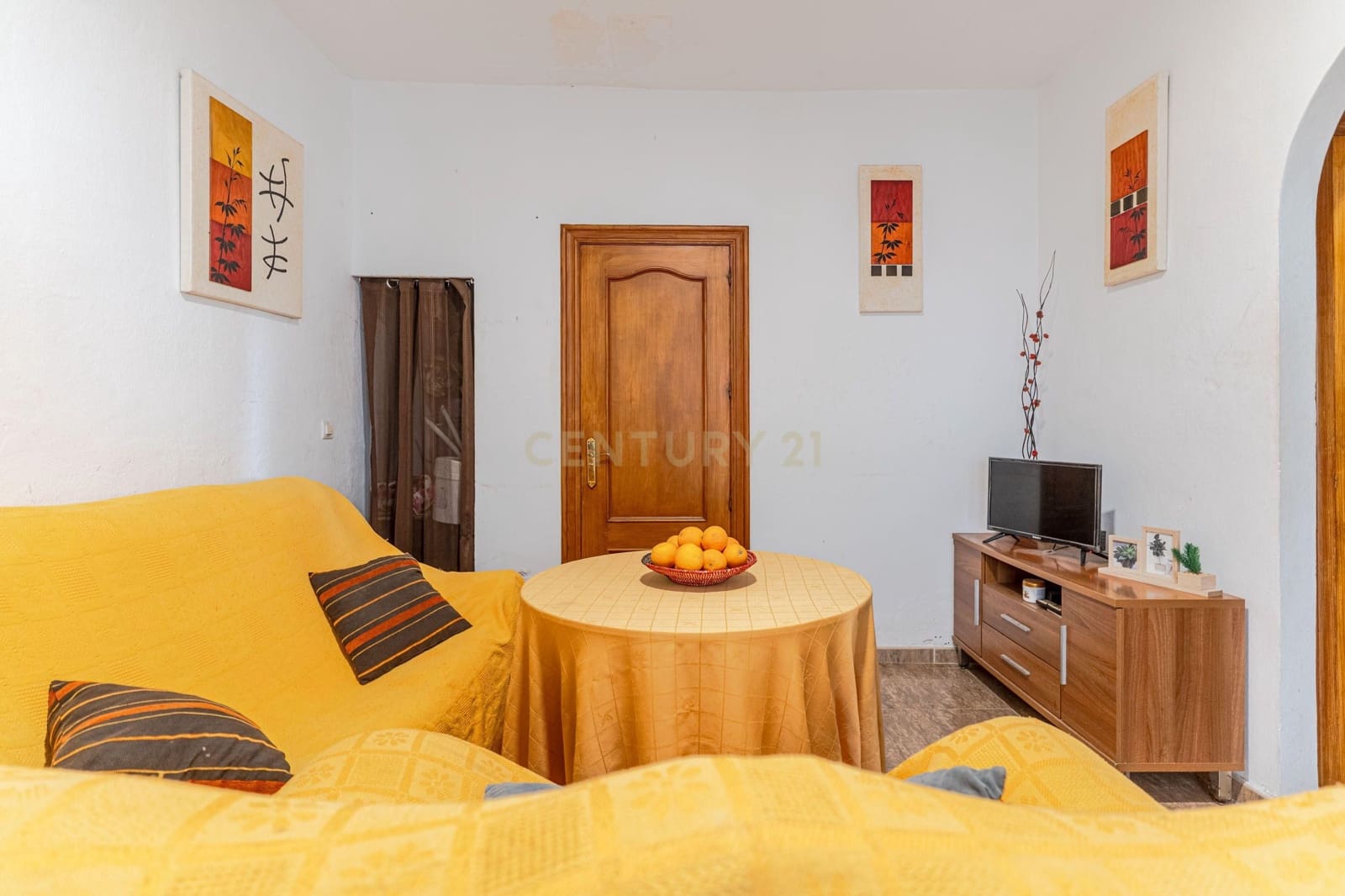 Commercial for sale in Salobrena - € 119,000 (Ref: 9500397)