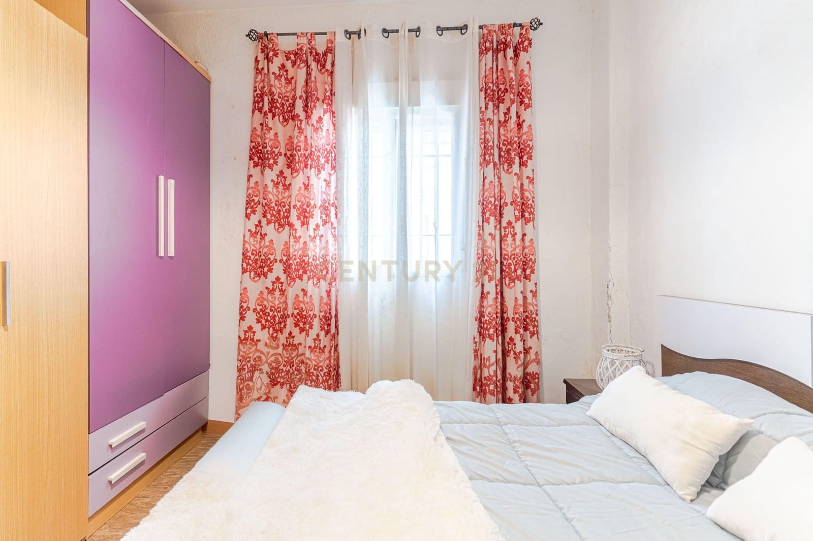 Commercial for sale in Salobrena - € 119,000 (Ref: 9500397)