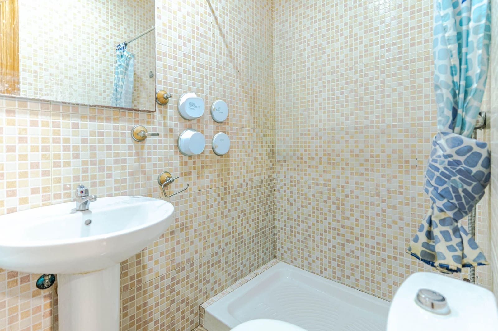 Commercial for sale in Salobrena - € 119,000 (Ref: 9500397)