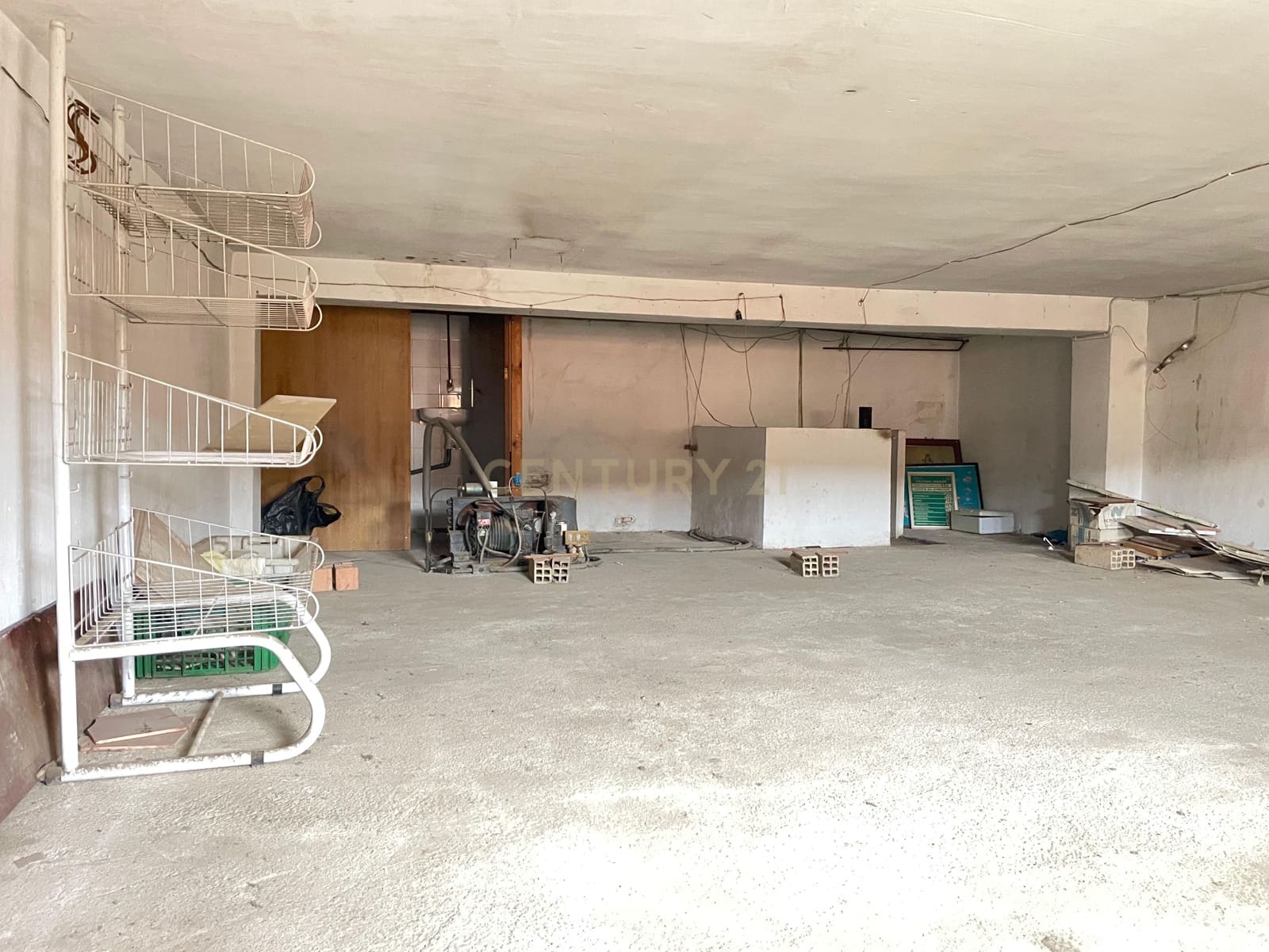 Erhverv til salg i Granada by - € 90.000 (Ref: 9503117)