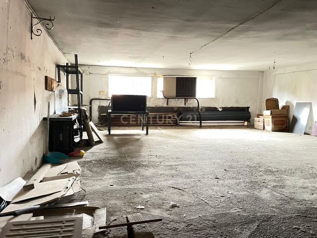 Erhverv til salg i Poligono Cartuja - La Paz, Granada by - € 90.000 (Ref: 9503117)