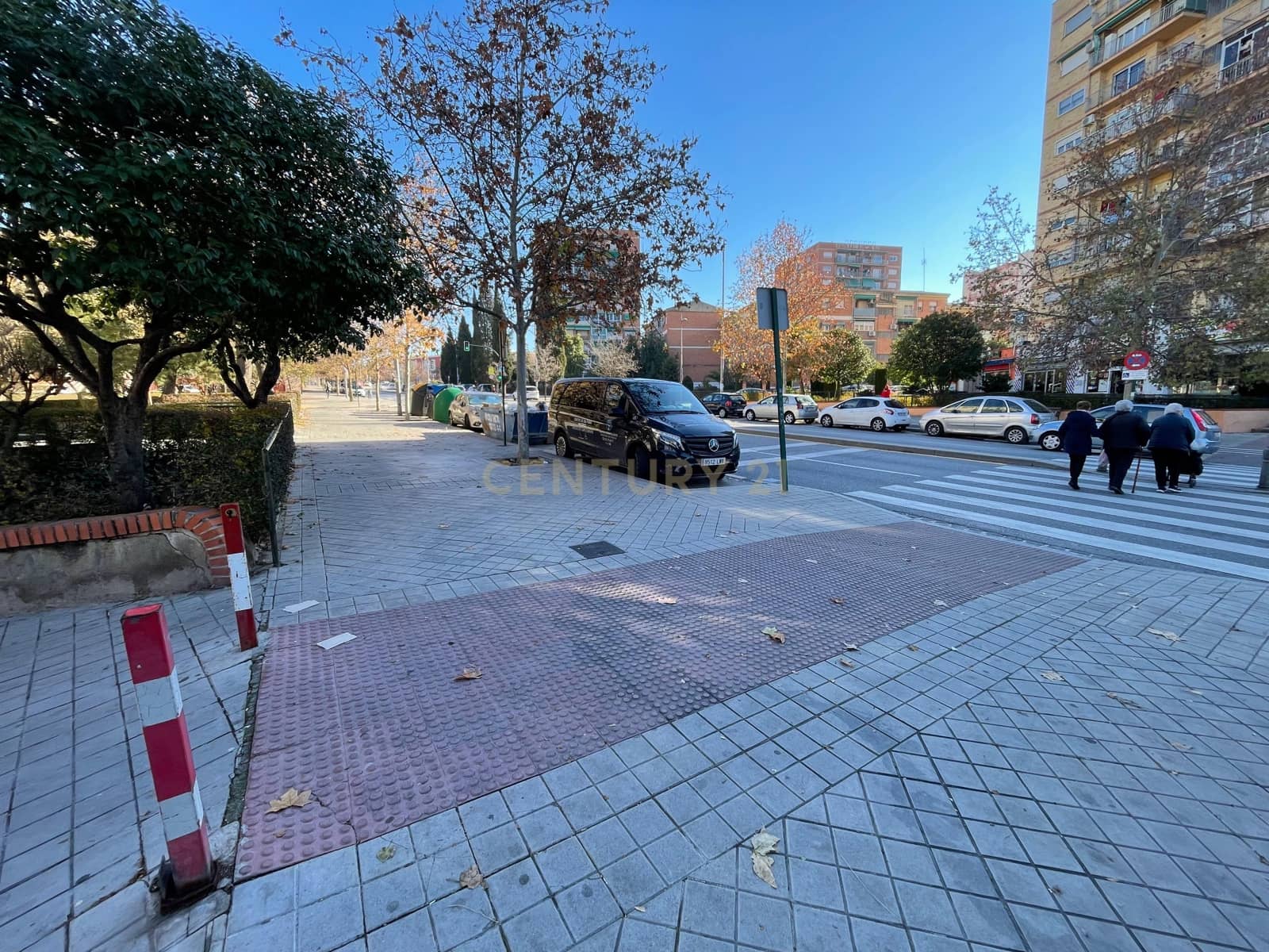 Erhverv til salg i Granada by - € 90.000 (Ref: 9503117)