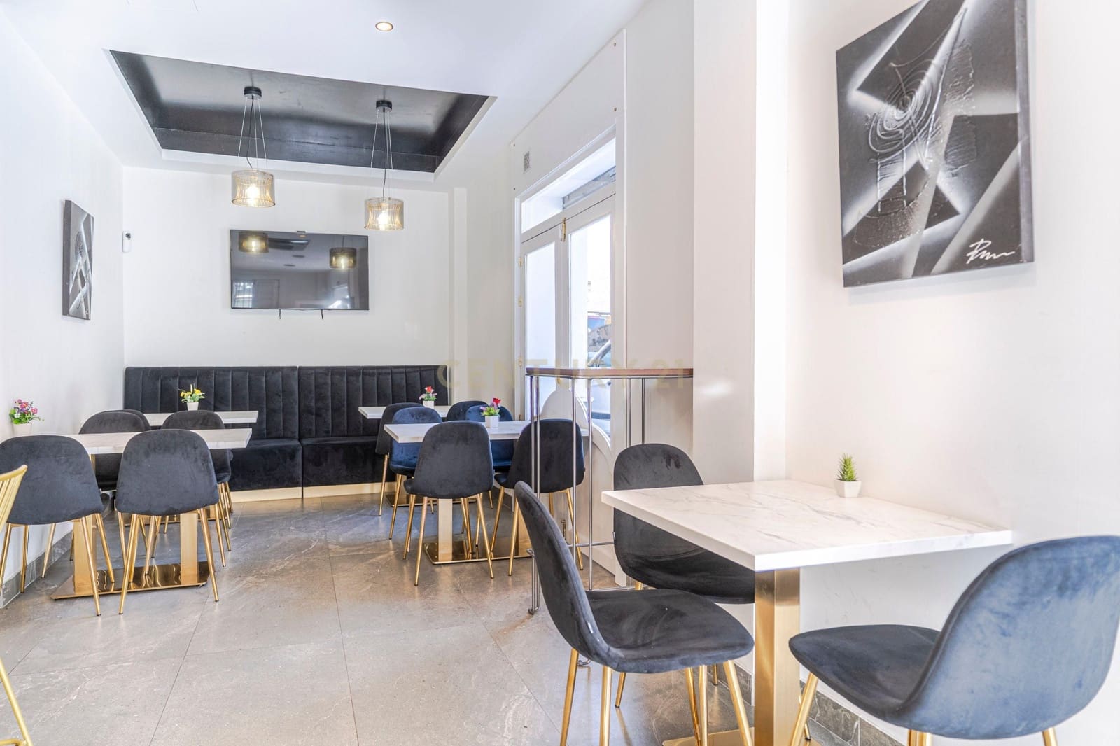 Commercial for sale in Granada city - € 55,000 (Ref: 9503444)