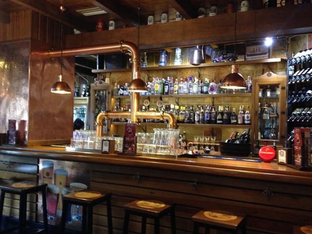 Commercieel te koop in Cervantes, Granada stad - € 230.000 (Ref: 9503445)