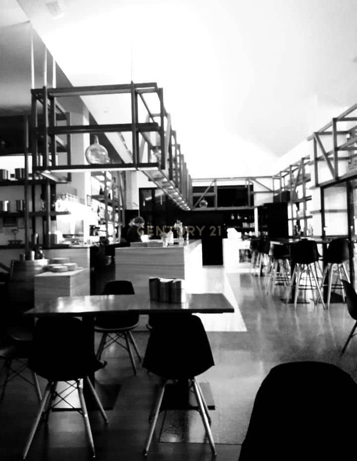 Komercyjne na sprzedaż w Miasto Grenada - 79 000 € (Ref: 9503447)