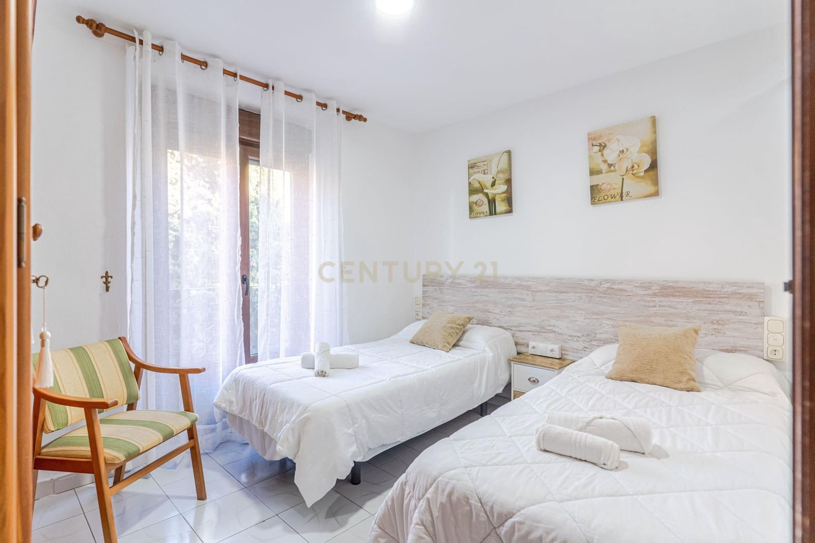 2 sovrum Lägenhet till salu i Granada stad med garage - 260 000 € (Ref: 9503448)