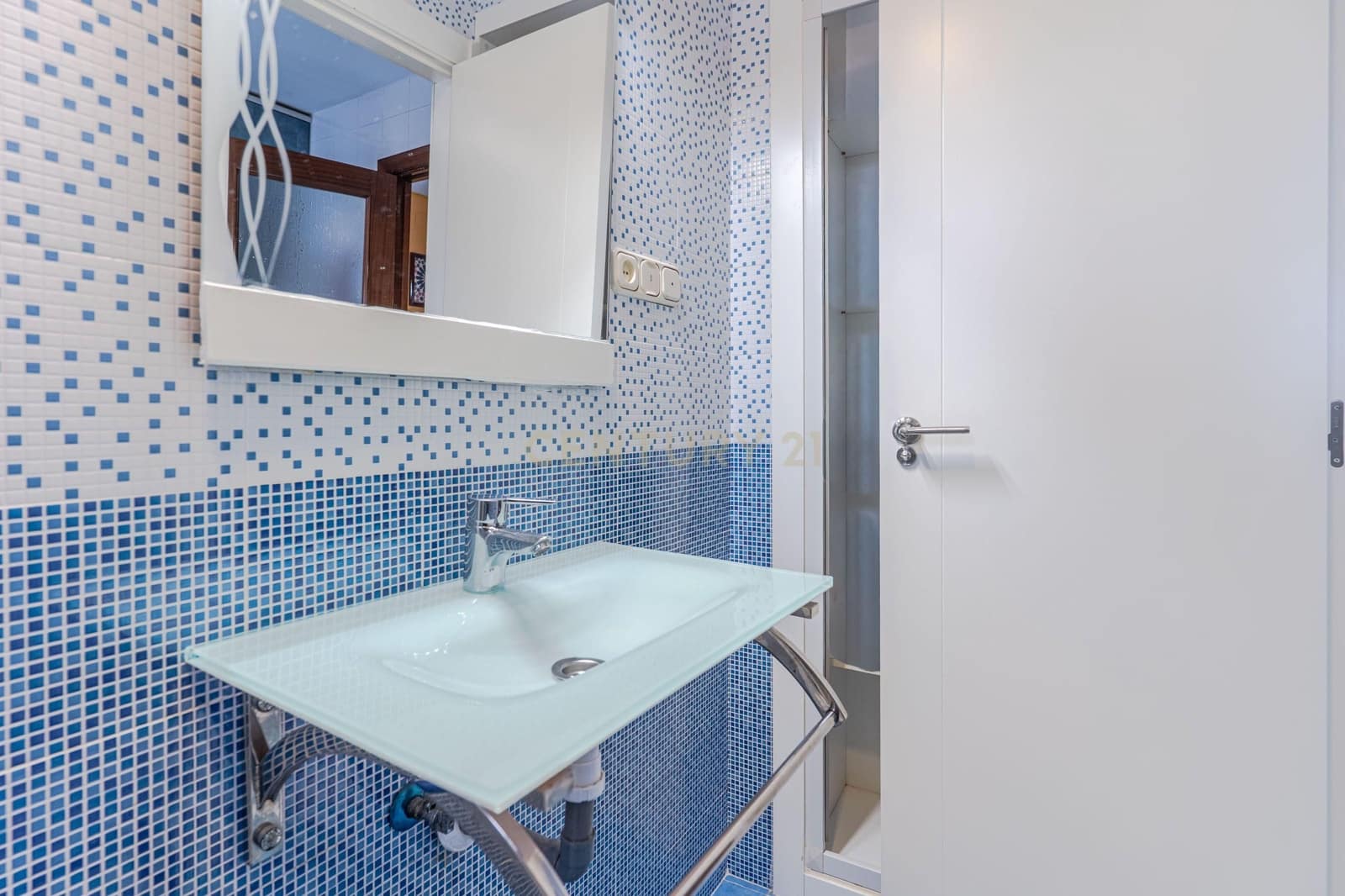 2 sovrum Lägenhet till salu i Granada stad med garage - 260 000 € (Ref: 9503448)