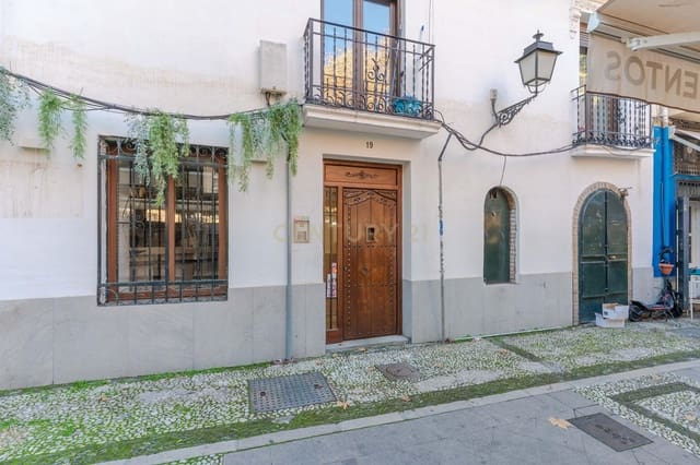 2 sovrum Lägenhet till salu i San Matías - Realejo, Granada stad med garage - 260 000 € (Ref: 9503448)