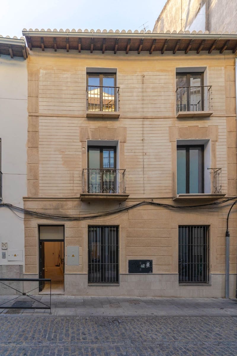 5 sypialnia Biznes na sprzedaż w Miasto Grenada - 835 000 € (Ref: 9510155)