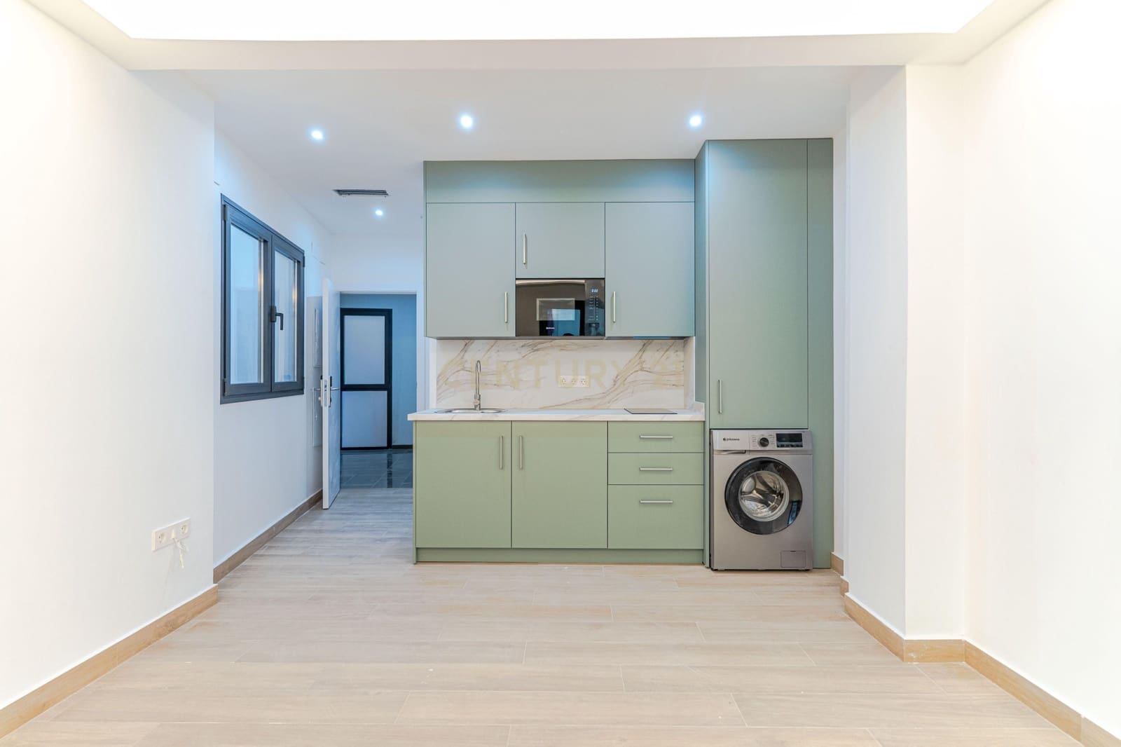 5 sypialnia Biznes na sprzedaż w Miasto Grenada - 835 000 € (Ref: 9510155)