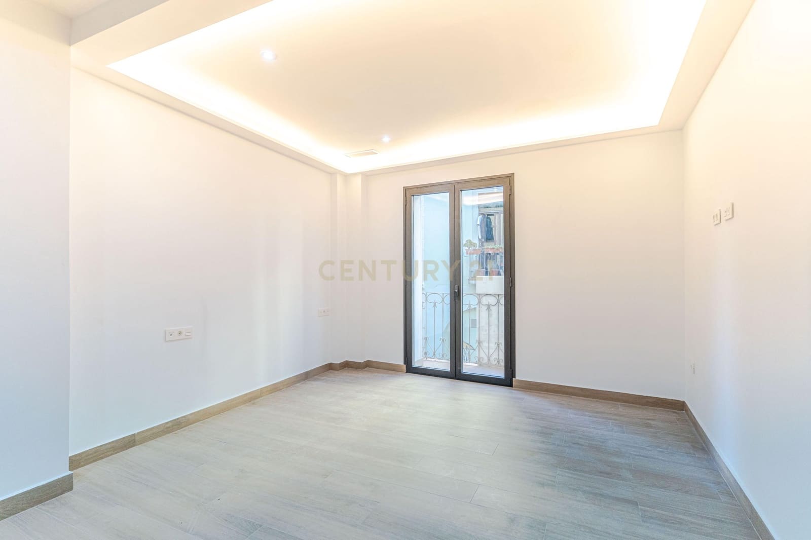 5 sypialnia Biznes na sprzedaż w Miasto Grenada - 835 000 € (Ref: 9510155)