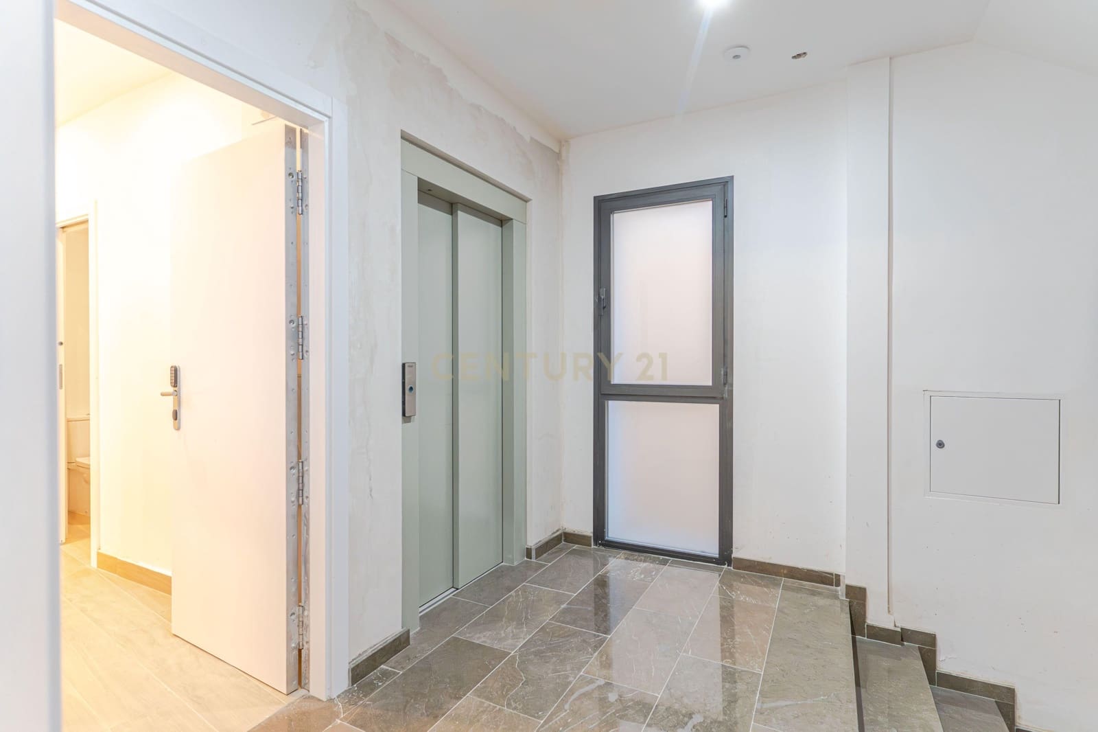 5 sypialnia Biznes na sprzedaż w Miasto Grenada - 835 000 € (Ref: 9510155)