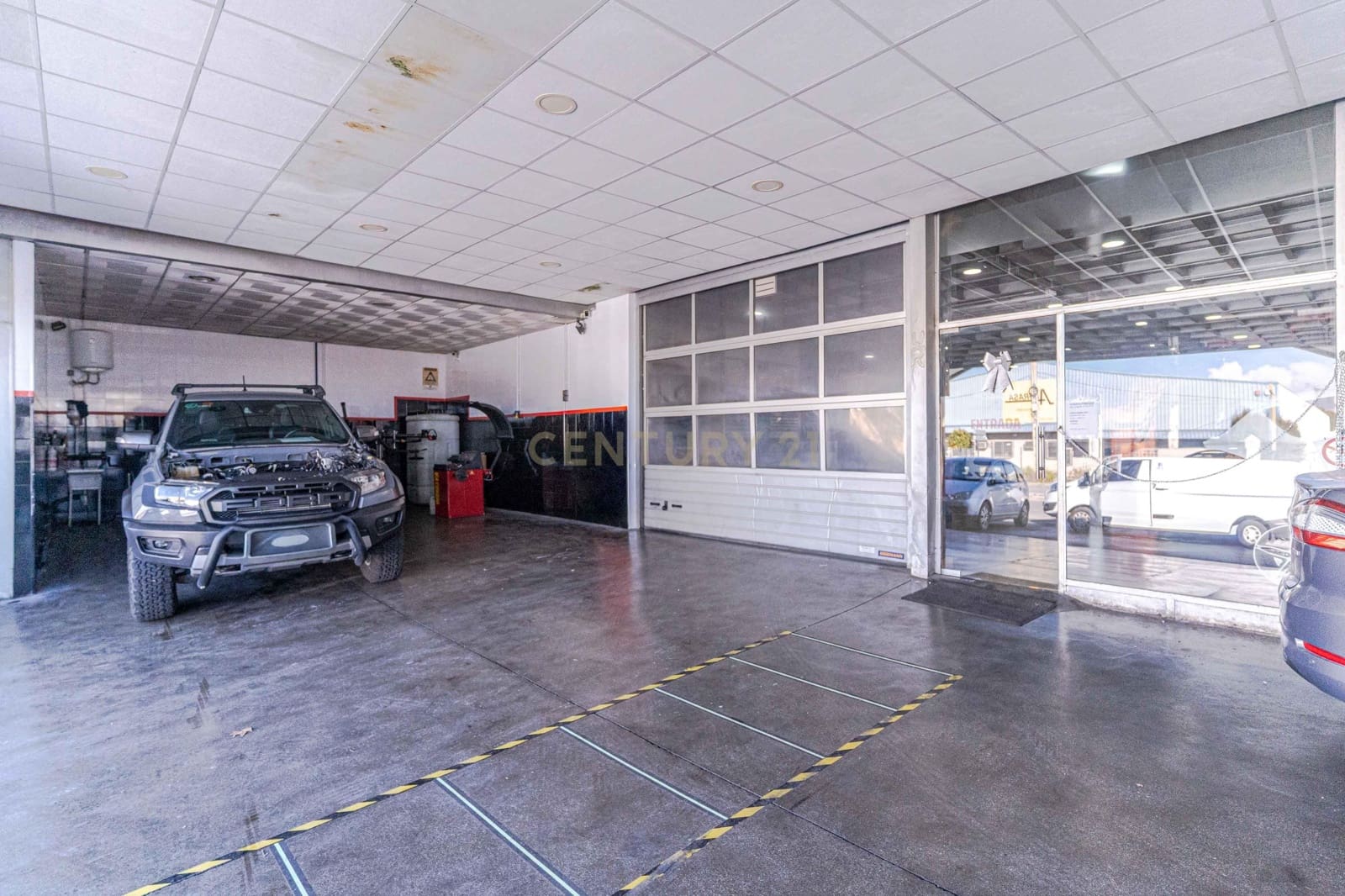 Kommersiell til salgs i Albolote - € 790 000 (Ref: 9524919)