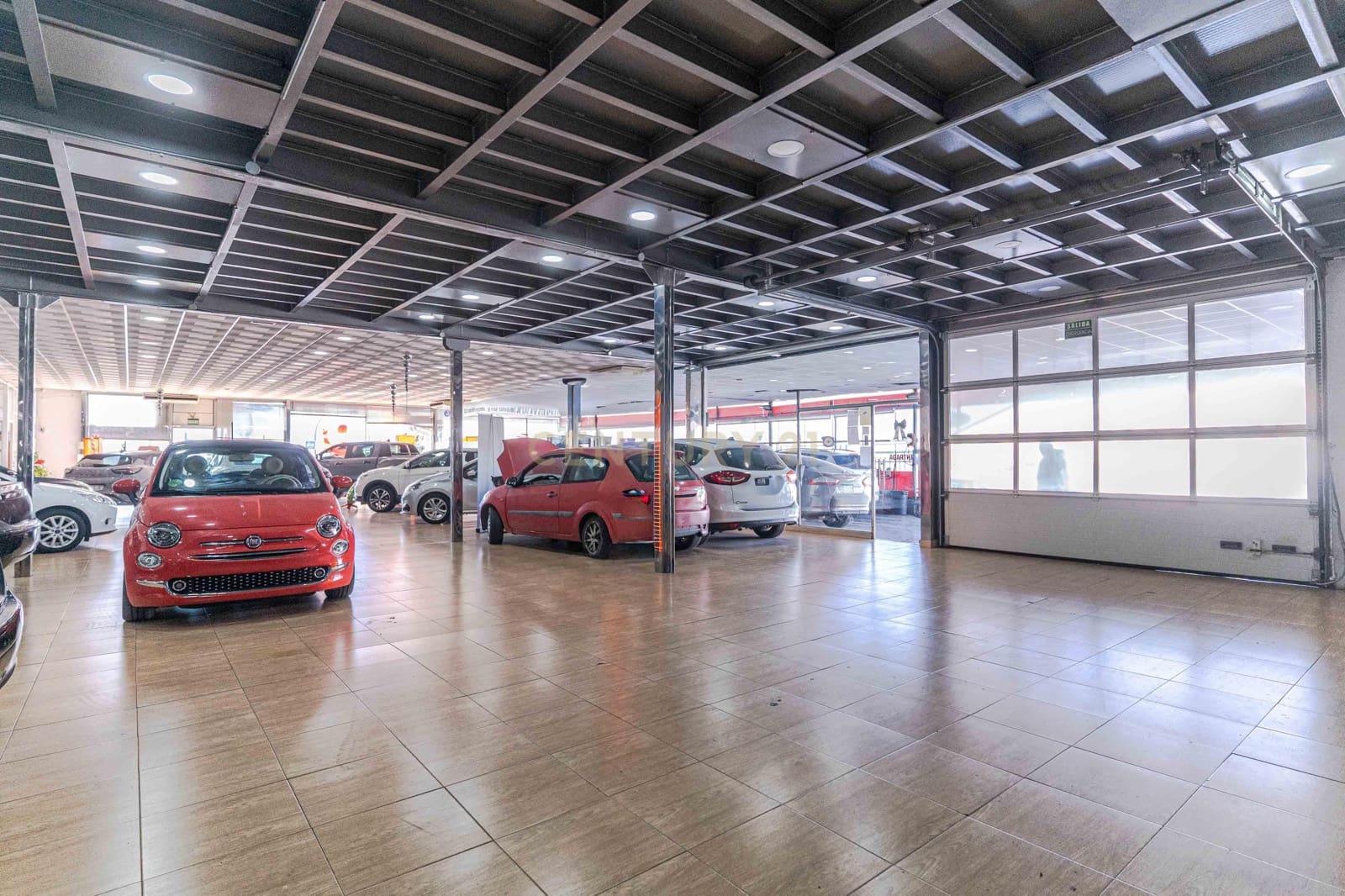 Kommersiell til salgs i Albolote - € 790 000 (Ref: 9524919)