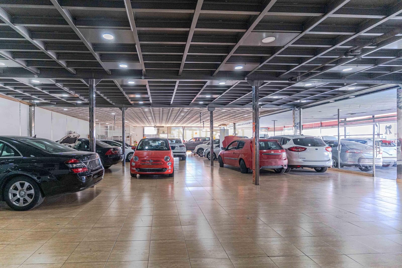 Kommersiell til salgs i Albolote - € 790 000 (Ref: 9524919)