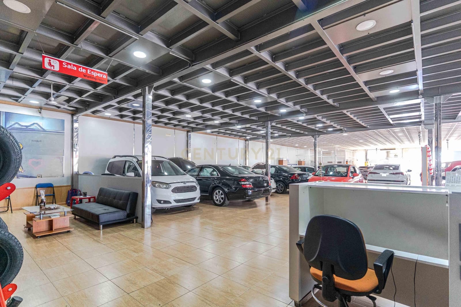 Kommersiell til salgs i Albolote - € 790 000 (Ref: 9524919)