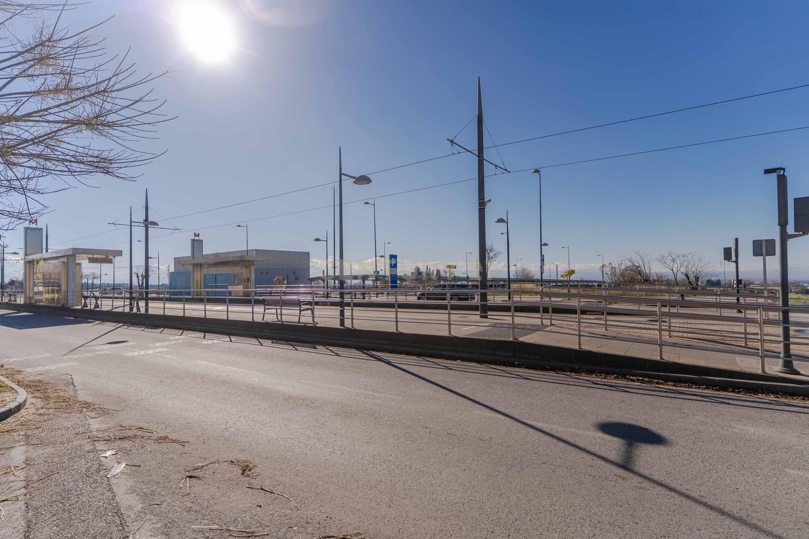 Kommersiell til salgs i Albolote - € 790 000 (Ref: 9524919)