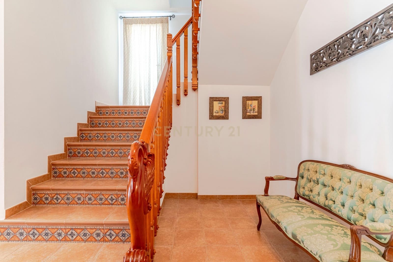 Chalet de 5 habitaciones en Almuñécar en venta con piscina - 750.000 € (Ref: 9531993)