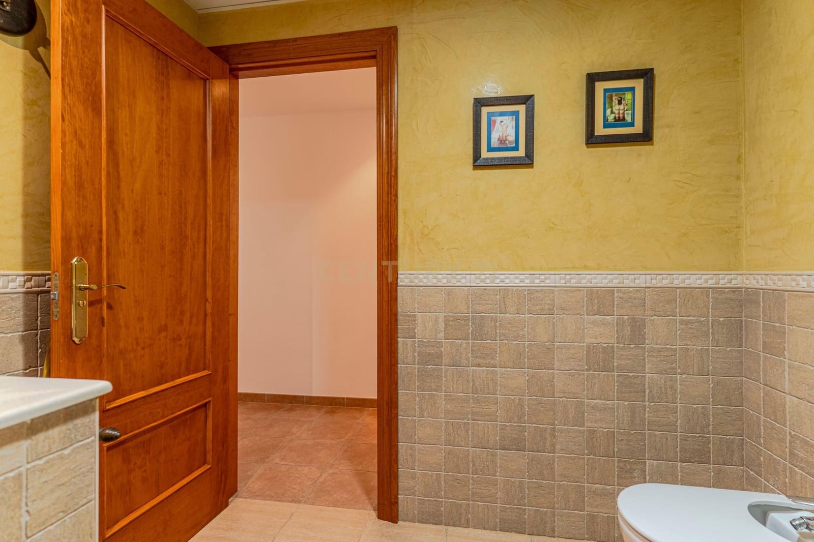 Chalet de 5 habitaciones en Almuñécar en venta con piscina - 750.000 € (Ref: 9531993)