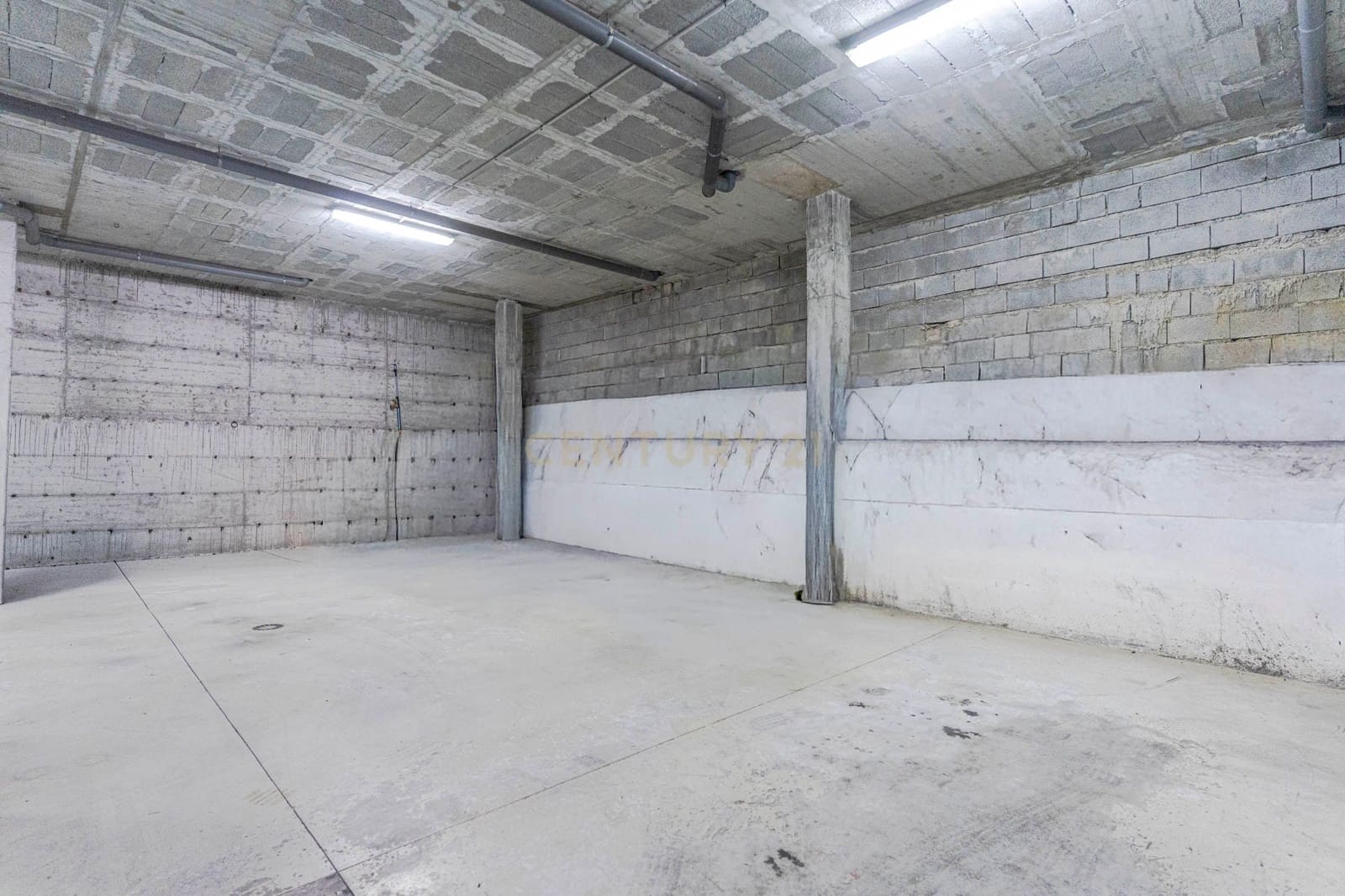 Chalet de 5 habitaciones en Almuñécar en venta con piscina - 750.000 € (Ref: 9531993)