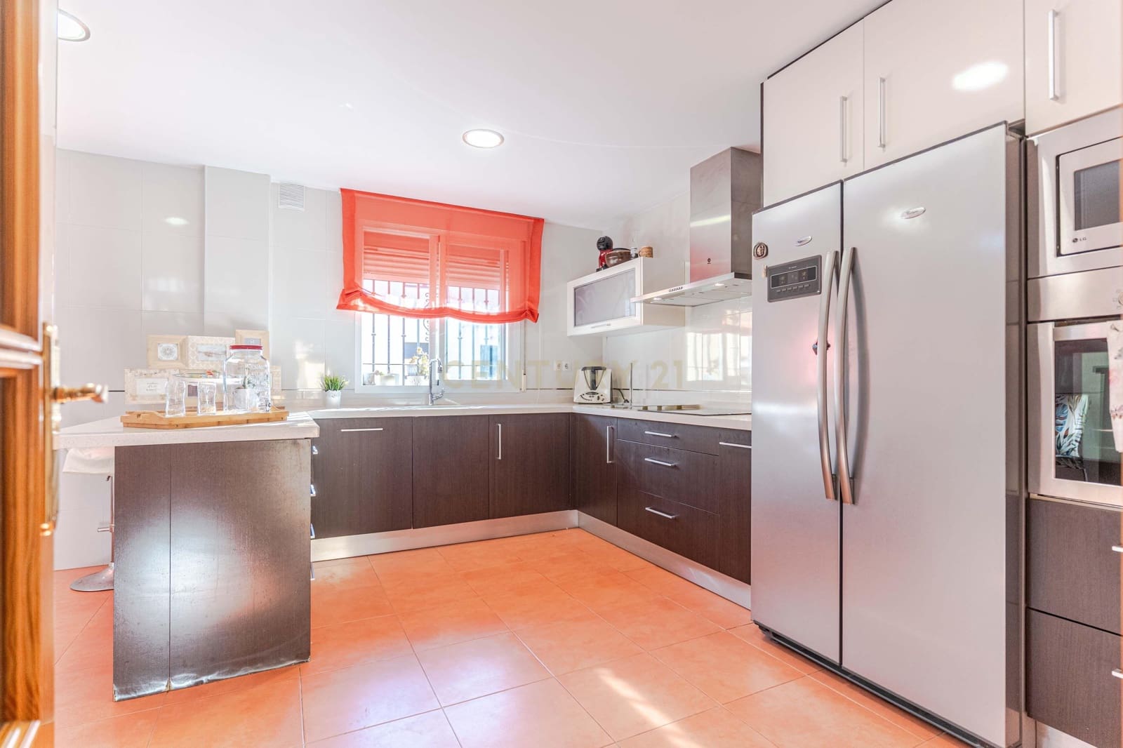 3 bedroom Townhouse for sale in Belicena with garage - € 219,000 (Ref: 9534824)