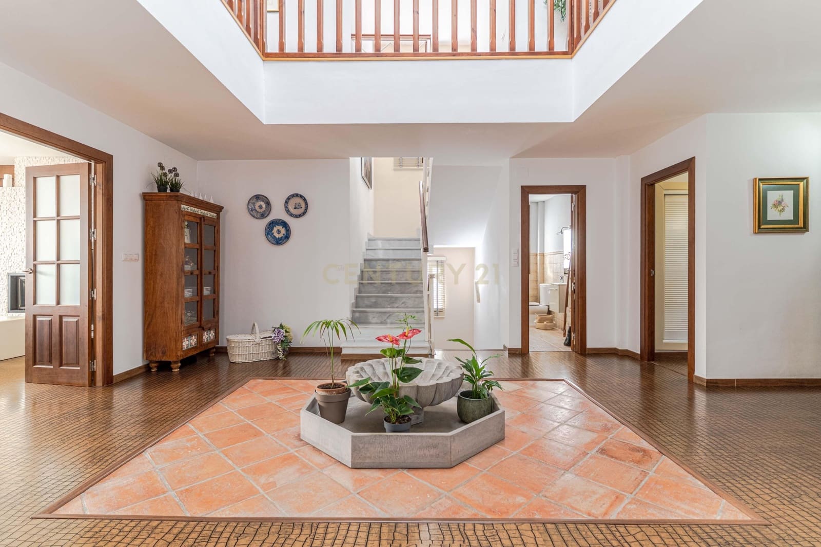 4 soveværelse Villa til salg i La Zubia med swimmingpool garage - € 435.000 (Ref: 9538914)