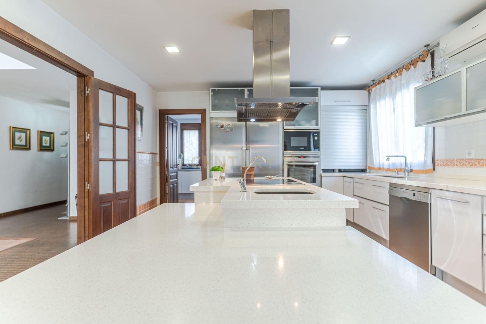 4 soveværelse Villa til salg i La Zubia med swimmingpool garage - € 435.000 (Ref: 9538914)